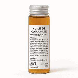 Flacon carré de 50ml d’huile de carapate LAVI sur fond blanc